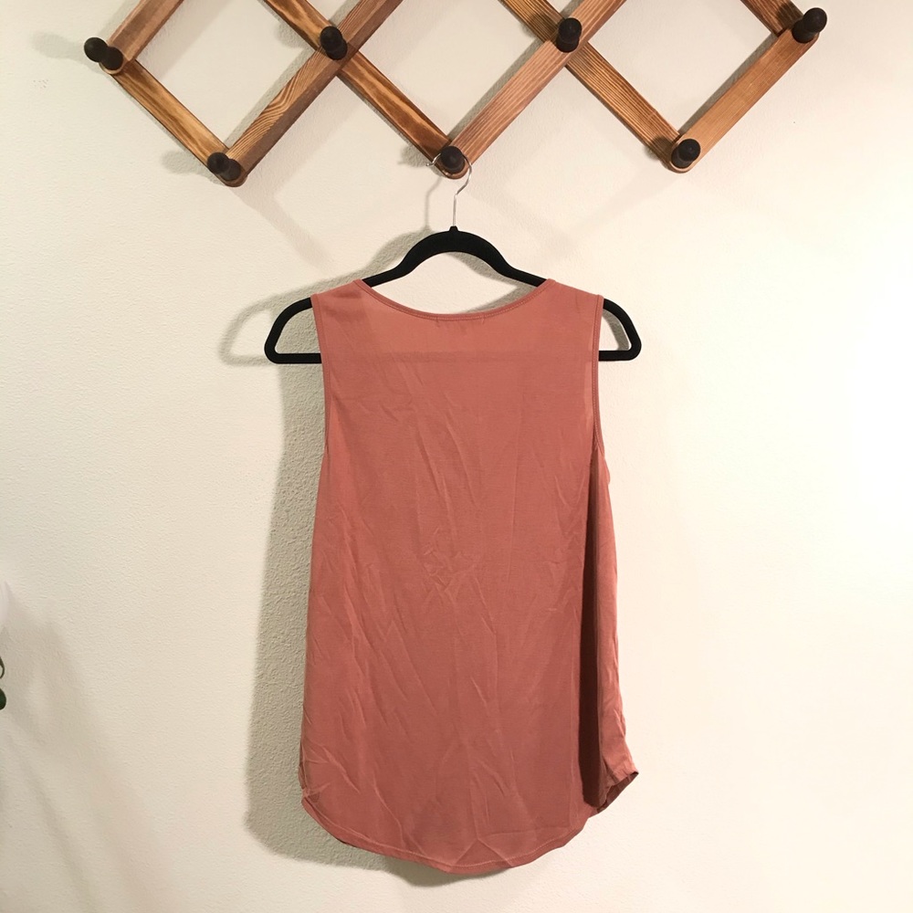 Green Envelope | Like new tank top sz med - Picture 3 of 4